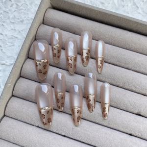 TEMU 10개 세트: 부드러운 가을 누드 선셋 골든 글리터 캣아이 프렌치 스타일 프레스온 네일