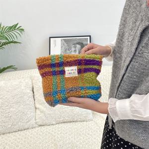 TEMU 1개 새로운 러브 백, 귀여운 동물 패턴 화장품 가방, 플러시 수납 가방, 클러치 백, 편리한 세탁 수납 가방, 수납 가방, 여행 야외 가방, 동전 지갑, 데이, 추수감사절, 어머니날에 적합