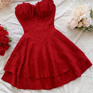 TEMU 패셔너블 여성용 로맨틱 레드 비대칭 버스트 스커트, 휴가, 파티, 크리스마스, 데이트에 적합