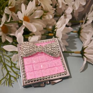 TEMU 스타일리시하고 우아한 휴대용 메이크업 거울, 나비 장식 세련된 미러, DIY 리본 스퀘어 양면 접이식 핸드백 거울, 터치업 미러, 소품 선물, 미러