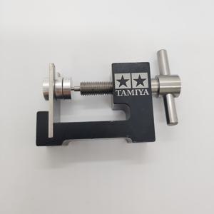 TEMU 1pc 모델 휠 제거 도구, 네바퀴 드라이브 수정 액세서리 타이어 체이너, 휠 분해 도구, 가이드 휠 베어링 분해 및 설치, 원격 제어 차량/드리프트 차량/등산 차량 업그레이드 및 수정, 타이어 설치에 적합합니다.