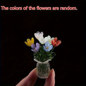 TEMU 7가지 랜덤 꽃 & 꽃병 세트 - 우아한 유리 튤립 조각상, 블루 & 화이트 미니 플로럴 장식 | 홈 데코, 봄 축제 & 침실 장식에 이상적