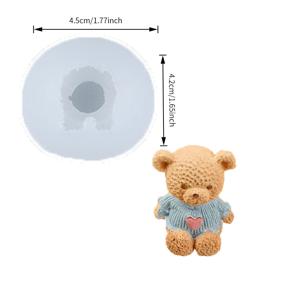 TEMU 3D 곰돌이 모양의 실리콘 몰드 (캔들 제작용) - 사랑스러운 하트 패턴 스웨터를 입은 곰돌이가 특징이며, 개인 맞춤형 캔들 제작 및 홈 데코 향상에 이상적입니다. 캔들 제작을 위한 재미있는 액세서리입니다.