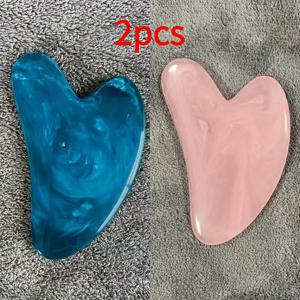 TEMU 하트형 랜덤 레진 밀랍 구아샤 페이셜 스크래핑 도구, 전신 근육 구아샤 플레이트, 페이셜 마사지 도구, 휴대용 컴팩트 마사지 도구, 여성 뷰티 롤러 구아샤 아이스 롤러 페이셜 케어 제품, 페이셜 도구, 메이크업 액세서리, 이중턱 감소, 세트, 메이크업 도구