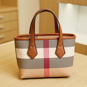 TEMU 여성 버킷백, 가벼운 럭셔리 숄더백, 캐주얼하고 스타일리시한 토트백, 통근에 다용도로 활용 가능, 고급스러운 느낌의 니치 브랜드, 2025년 신모델.