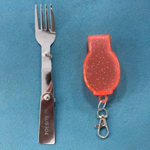 TEMU 1 세트 스테인리스 스틸 접이식 커트러리 (키체인 포함) | 포크 및 케이스 포함 - 휴대용, 재사용 가능, 야외, 캠핑, 피크닉 필수품 | 컴팩트하고 내구성이 뛰어난 커트러리 세트