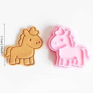 TEMU 귀여운 말 쿠키 커터 | 3D 동물 포니 모양 비스킷 몰드, 펜던트 엠보서, PLA 케이크 장식 도구, 크리스마스, 할로윈, 부활절, 추수감사절용 베이킹 용품