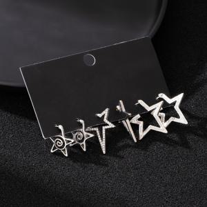TEMU 고딕 다크 힙합 디자인의 불규칙한 별 패턴이 특징인 유니크하고 스타일리시한 귀걸이 세트. 트렌디한 의상에 완벽합니다.
