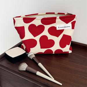 TEMU 가을 겨울 코듀로이 레드 하트 메이크업 파우치, 여성 필수 여행용품, 정리함, 화장품 보관 파우치, 립스틱 & 세면도구 수납 주머니, 생리대 홀더, 브러쉬 케이스, 지퍼형 네일 폴리시 포켓