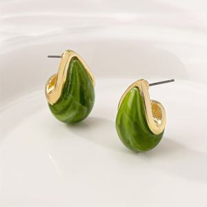 TEMU 스타일리시하고 우아한 빈티지 레진 귀걸이, 가을과 겨울 연회는 물론 일상 착용에 완벽한 여성용