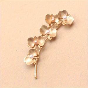 TEMU 여성을 위한 우아한 모조 진주 꽃 브로치 - 빈티지 스타일의 고급 보석, 금색 합금과 흰 진주, 결혼식, 공식 행사 및 세련된 의상에 완벽, 공식 행사 액세서리 | 빈티지 스타일 브로치 | 세부적인 공예