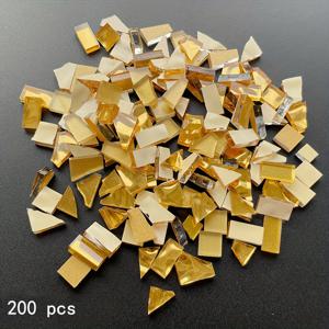 TEMU 200개 골든 불규칙 모양 유리 타일 - DIY 공예, 졸업 장식, 램프쉐이드 & 벽화 인레이용 기하학적 반사 타일 - 창의적인 프로젝트를 위한 혼합 모양 아트 소재, 크래프트 재료, 투명한 재질, 홈 및 인테리어 장식용