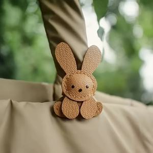 TEMU 1개 귀여운 토끼 가방 참 - PU 가죽 조절 가능한 귀여운 토끼 키체인, 핸드백, 백팩, 지갑 호환 - 선물용으로 이상적