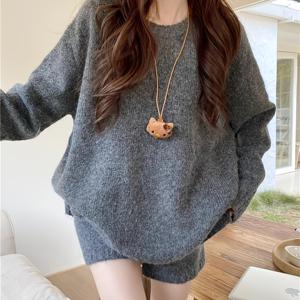 TEMU 여성용 레이지 세트, 2025년 겨울 신상 루즈핏 풀오버 스웨터와 하이웨이스트 반바지 2피스 세트, 화이트 스웨터 원피스, 여성용 가을 겨울 2025년 신상 초가을 슈퍼큐트 의상 풀세트|반바지|가을원피스