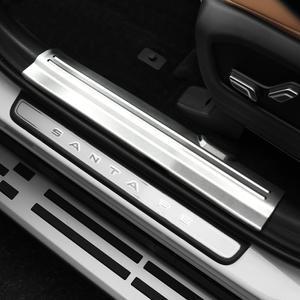 싼타페 MX5 튜닝 용품 도어스커프 커버 기스방지 몰딩