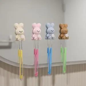 [하프클럽/셀러허브_여성트랜드패션]귀여운 실리콘 칫솔걸이 무타공