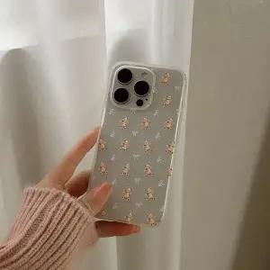 메이드모먼 fluffy bear pattern 디자인 반투명 폰케이스