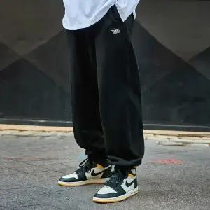 플루크 슬램로고 에센셜 조거 팬츠 FTP502