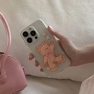 메이드모먼 bear embroidery 디자인 반투명 폰케이스
