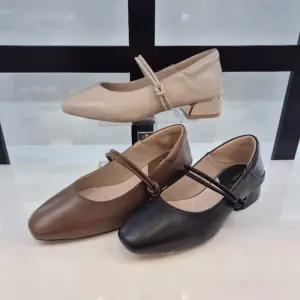 [엘칸토]엘칸토 HC11 소가죽 여성화 K1E3U51V3W (33273489)