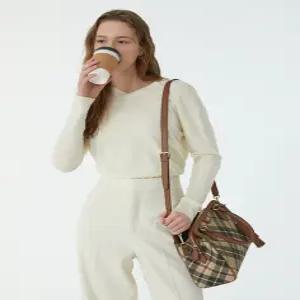 닥스 액세서리 여성 24FW [스테디셀러]브라운 체크 가죽 토트백 겸 크로스백 WCBA4F774W2