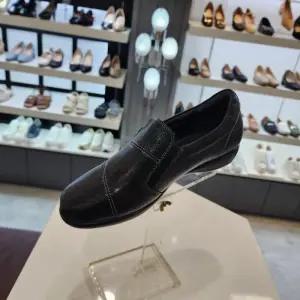 [엘칸토]엘칸토 HC10 여성컴포트슬립온검정3cm LCWC85U43919 (40871314)