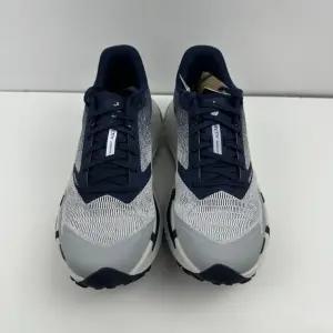 남성 벡티브 엔듀리스 4 NS97R52A