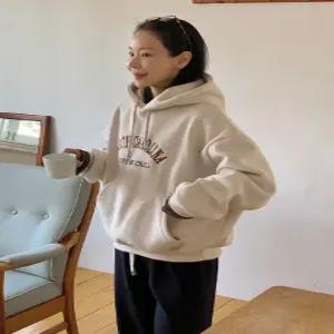 모먼트캐롤 양기모 후드 (3color)