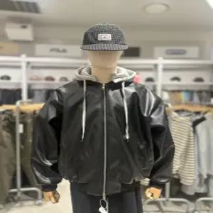 [원더플레이스] 더블유스탠다드(B) QUILTED HOODIE LEATHER BOMBER (W4B71UAOS101)