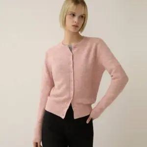 [백화점 정품] 25FW 리스트 울 베이직 라운드넥 가디건 TSKCDP82020