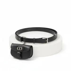 [디올]Symbol 벨트 탈착식 파우치 B06449BVL 900 821445