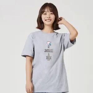 키밍 READING A BIOOK MAN 그래픽 반팔티 W76AF6E