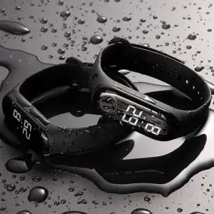 LED 터치 스포츠 등산 레저 방수 디지털 손목 시계 W9B5695