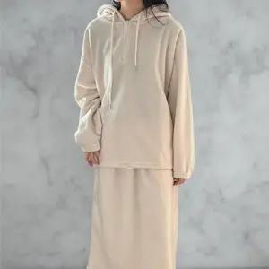 [옷자락]여성용 후리스 후드티와 스트링 반집업 롱스커트 세트