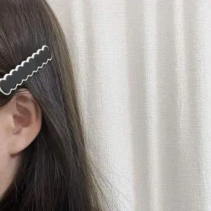 블랙 웨이브 머리핀