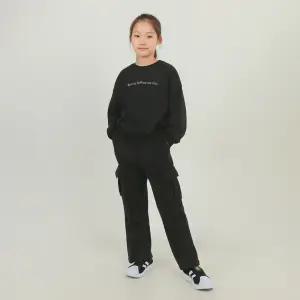 비아이 주니어 씨티 부츠컷 보들 융기모 여아 상하복