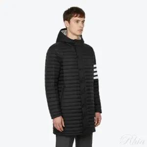 톰브라운 남성 아우터 패딩 점퍼 MOD013X 05411 001