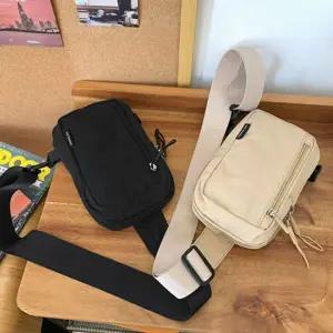 [하프클럽/]남성 미니 힙색 1P 등산 여행 핸드폰 수납 크로스백