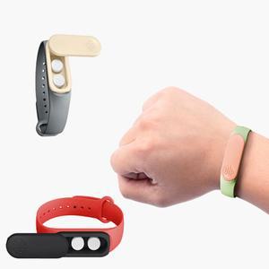 최신 손목밴드 약통 초경량 360 ° 회전식 버클 여행용 야외 일상 응급 약품용