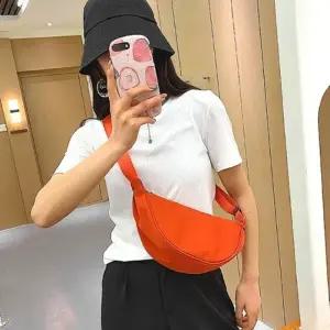 반달백 반달크로스백 여성 미니 크로스백 슬림 손가방