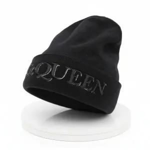 [알렉산더맥퀸]ALEXANDER MCQUEEN 로고 자수 캐시미어 비니 663195 4201Q 1078 835392