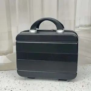 레디백 미니캐리어 백 14 매트블랙 14인치캐리어