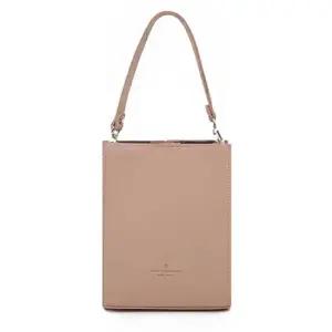 여자미니백 미니백 데이트 비지니스 서류 맨즈백 코디 스쿨룩 남자백팩