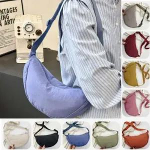 여성 반달 미니 크로스백 1P 여행 보조 수납 가방 미니크로스백