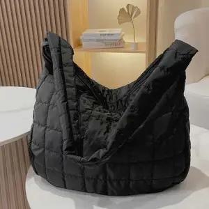 제니가방 퀄팅 크로스 구름백 보부상가방 블랙 퀄팅백