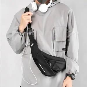 캐주얼 미니 삼각 슬링백