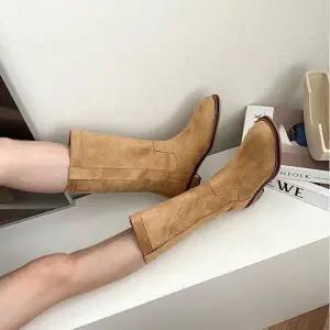 여성 2컬러 데일리 스웨이드 편안한 착화감 미들부츠