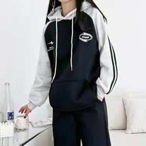 여성 겨울 오버핏 배색 두줄 기모 후드티 데일리룩-WFHTFML