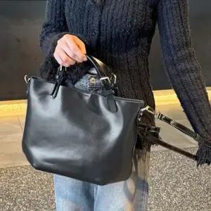 에프씨 795 여성 소가죽 토트크로스백 여성크로스백