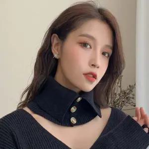 여성목티 두가지 스타일링 도톰니트 단추 테틀넥 워머 여성목티